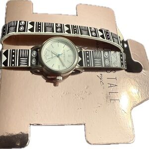 Black and White Patterned Bracelet